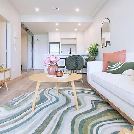 Brand New Stylish 2Br Apartment- Free Parking Оукланд Екстериор снимка